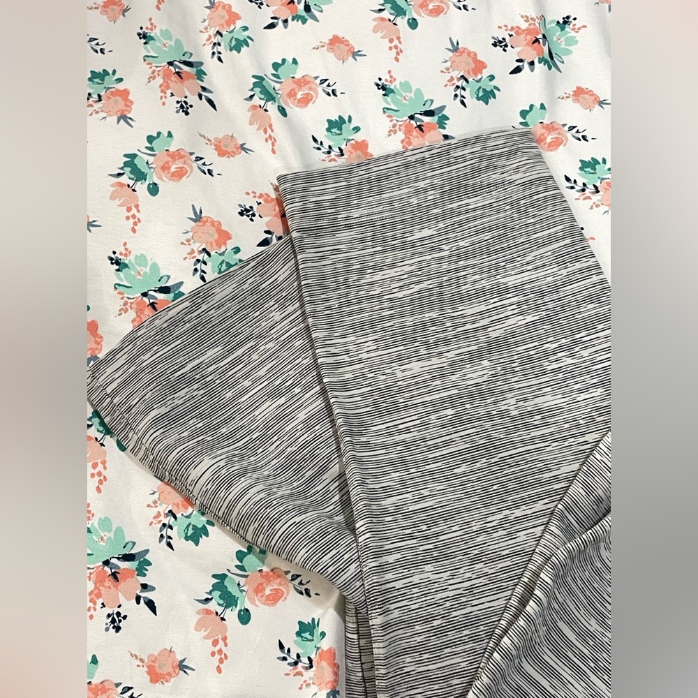 lululemon - Picture 5 of 5